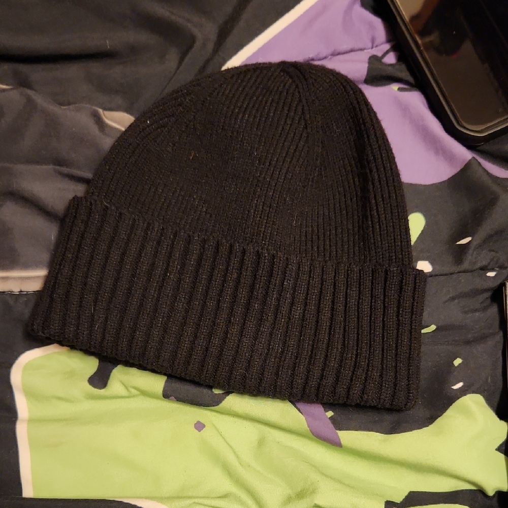 Time and Tru Black Ribbed Knit Beanie - Men's Winter Hat